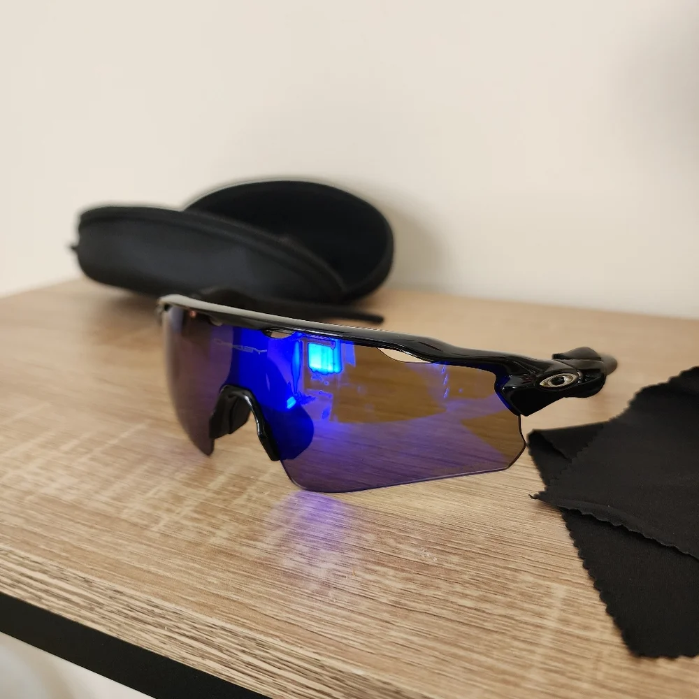 Oakley Radar‎ ev path